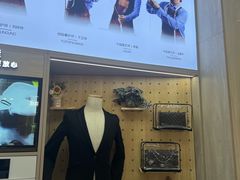 -爱革·奢品·鞋包·衣物·家居(博荟广场店)