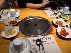 -唯成•韩国炭火烤肉 유성고기