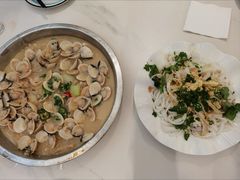 蒜蓉粉丝蒸沙白-强记湛江鸡饭店·二十七年老字号(拱北店)