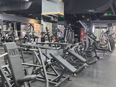 -VLines耀能运动24小时·月付制健身(京广桥店)