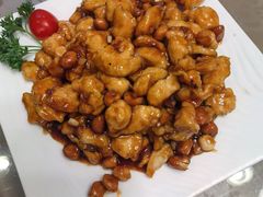 -金牌餐厅·天津菜·八珍豆腐·老爆三(瓷房子店)