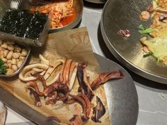 -草家酱蟹炭火烤肉店(珲春南路一店)