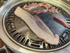 -叽叽扎扎烤肉场(生态城万达店)