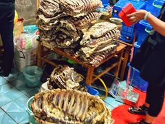 -钰洁腊排骨火锅