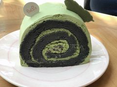 竹炭抹茶-WHEN PIGS FLY当猪飞