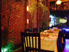 -Lanterns Vietnamese Restaurant
