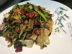 -山沟沟羊小馆&烤全羊羊肉汤(麦岛店)