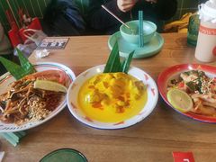 -迷你椰·泰式大排档(湖州衣裳街店)
