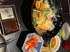 -山川小町·极番烧肉(新地假日广场店)