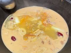土鸡菌汤锅-芸山季·云南野生菌火锅(宝能环球汇店)