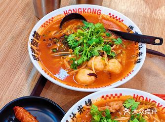 一碗番茄浓汤米线太香，热腾腾的幸福感来了