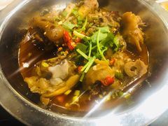 麻辣猪蹄-枪火串烧·东北特色烧烤(罗湖总店)