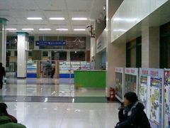 -凯旋公路客运站