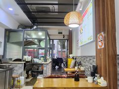 -黄阿姨锅贴大王(万航渡路店)