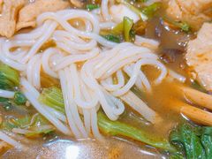 -柳州肥姨妈大骨螺蛳粉(江宁万达店)