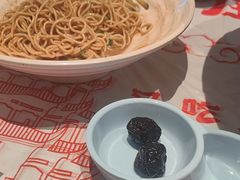-肥肥虾庄·金牌油焖大虾(汉口城市广场店)