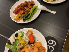 -涨巢·潮玩水疗局