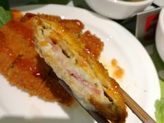 -越弥越南传统美食馆