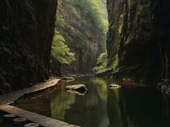 -龙潭大峡谷