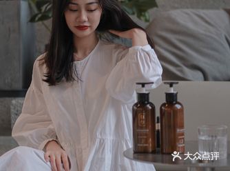 经常出门都会有人问我的头发 你是去拉了直发吗