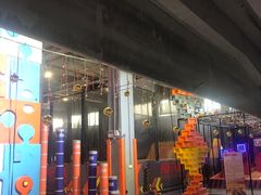 -嗨翻Hi-Fun竞技主题乐园·蹦床团建生日轰趴(荆川 国光1937店)