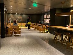 大堂-星巴克臻选(国贸商城首店)