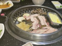 -木槿花韩式炭烤·熟成肉工坊(孙文东路店)
