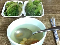 -煲煲香快餐(南京路店)
