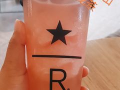 -星巴克臻选(上海合生汇1F店)