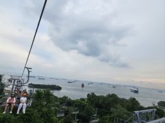 -圣淘沙天际线斜坡滑车