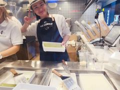-华言豆腐鲜奶茶(杨家坪店)
