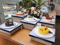 -松山湖凯悦酒店·Café自助餐厅·周末火舞秀表演