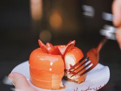 -潮一不贰·法式甜品·生日蛋糕·西式简餐(外滩店)