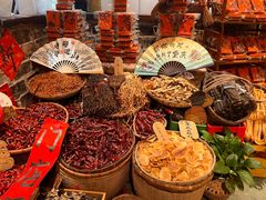 -周小明火锅(黑金冠社区店)