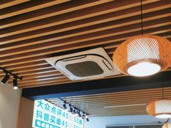 -郑记•不夜城烧烤•龙虾•虾蟹(黄鹤楼店)