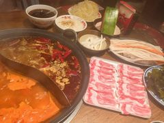 -萍姐火锅·公路夜市(武汉首店)