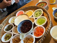 -包整·丝娃娃(一览甲秀楼风景店)