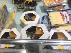 -皇冠幸福里动物奶油生日蛋糕(汉口北店)
