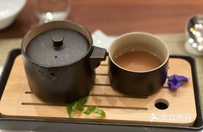 Aged Pu'er Shellfish Soup