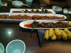 -东口码头·烧鸽子·鱼头泡饼·地方菜(金鹰悦城店)