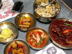 -草家酱蟹炭火烤肉店(珲春南路一店)
