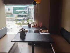 靠窗位-花潮料理艺食馆(成都万象城店)