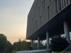 -上海浦东图书馆(总馆)