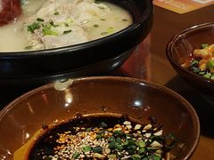 -重庆石磨豆花庄(乔庄店)