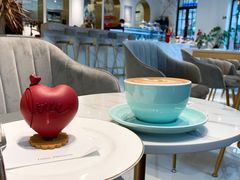 -Fridi Patisserie Cafe