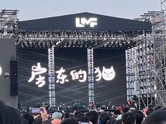 -东港音乐喷泉广场