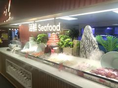 -四囍码头海鲜烧烤自助火锅(外滩南京东路悦荟广场店)