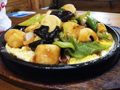 -老东镇啤酒屋海鲜加工·蒸汽海鲜·海鲜烧烤(台东店)