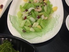 -河畔春天时尚餐厅