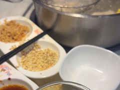 -浪里寻·臻牛养生牛肉火锅(方圆荟店)